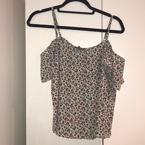 Ruffle sleeve cold shoulder floral flounce top